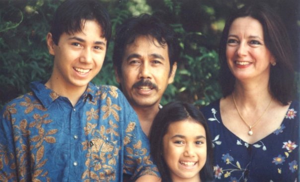 Sawung Jabo dan Keluarga